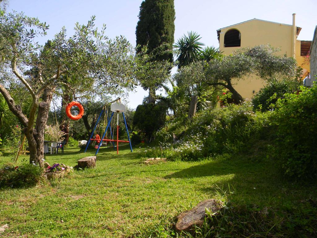 Villa Efterpi Kontokali Exterior photo