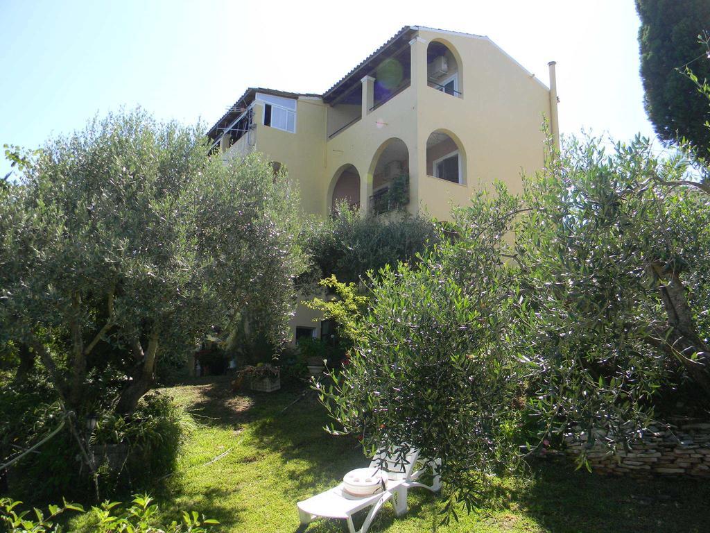 Villa Efterpi Kontokali Exterior photo